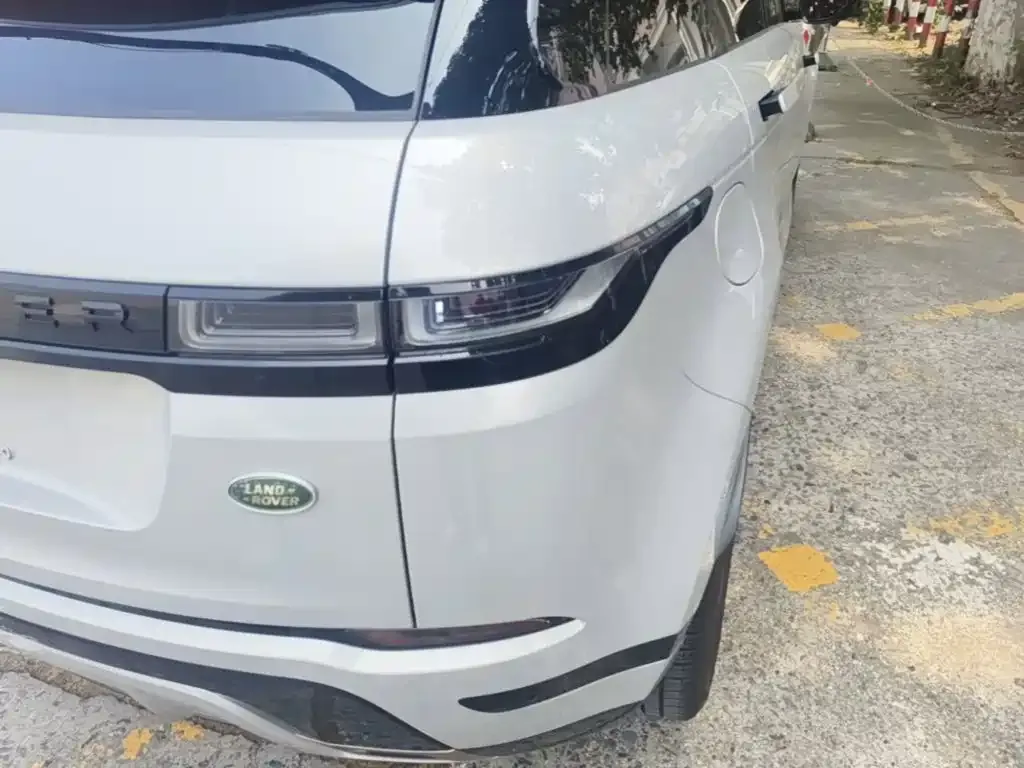Land Rover Evoque — фото 10