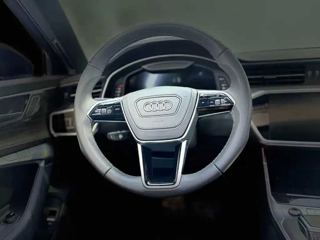 Audi A6L — фото 3