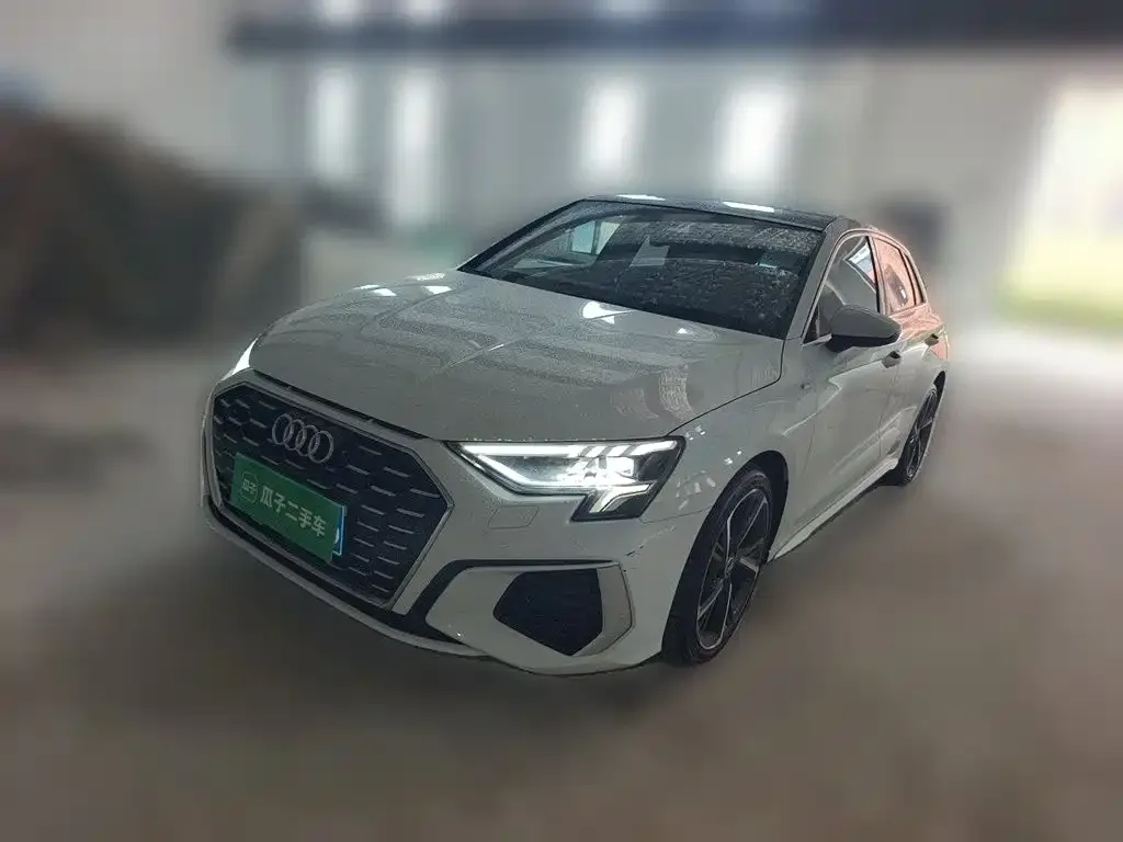 Audi A3 — фото 1