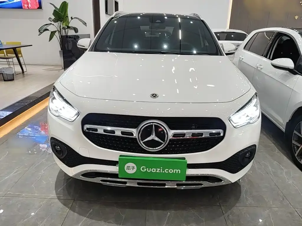 Mercedes-Benz GLA — фото 7