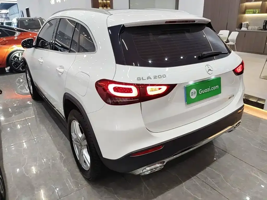 Mercedes-Benz GLA — фото 10