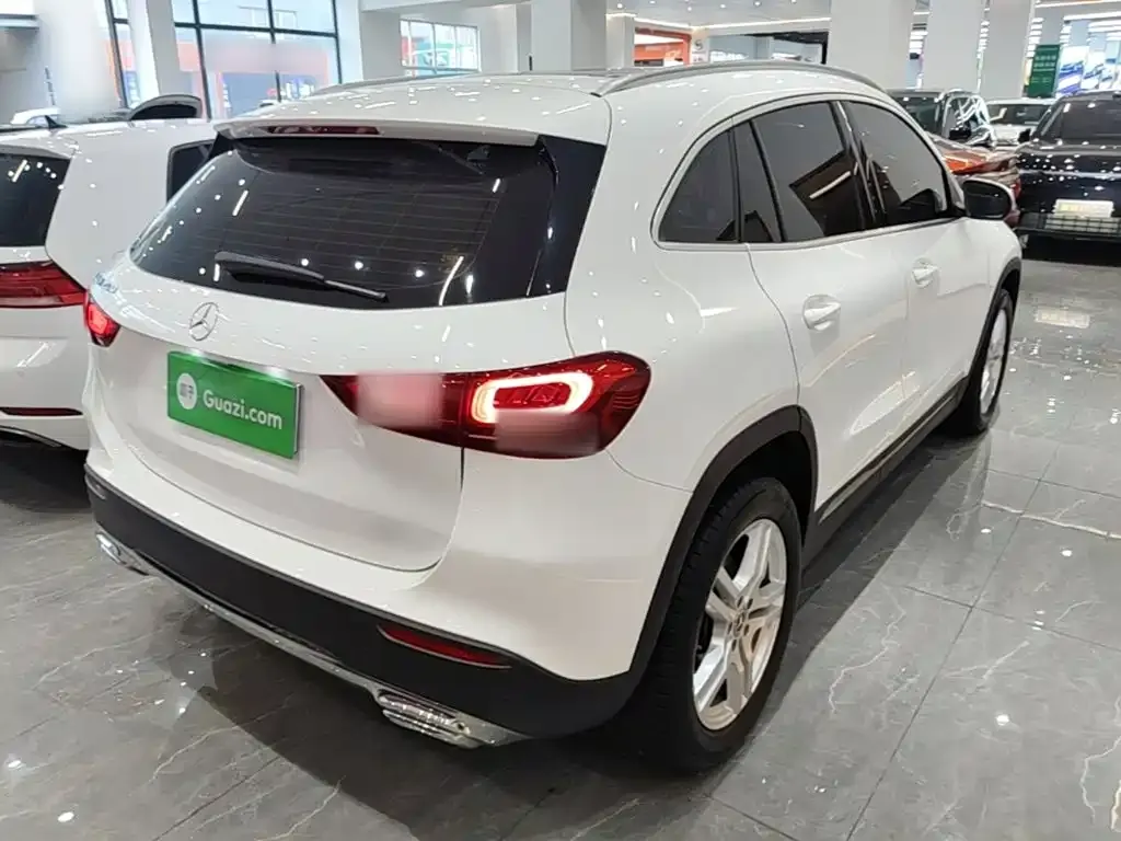 Mercedes-Benz GLA — фото 8
