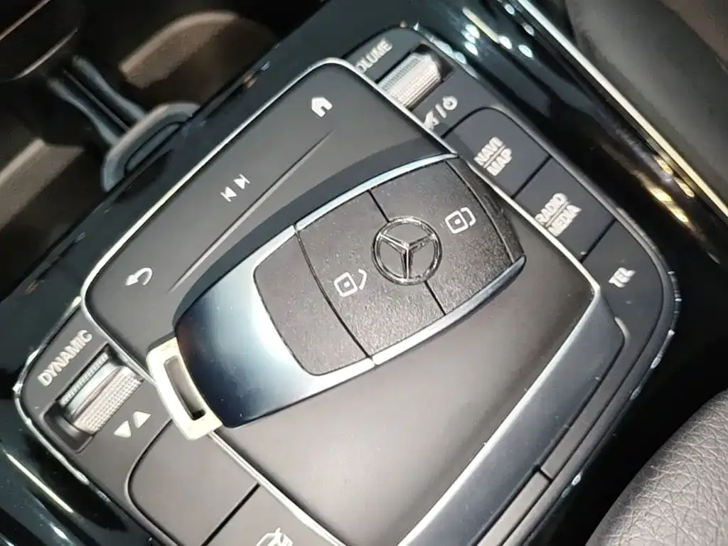 Mercedes-Benz GLA — фото 3