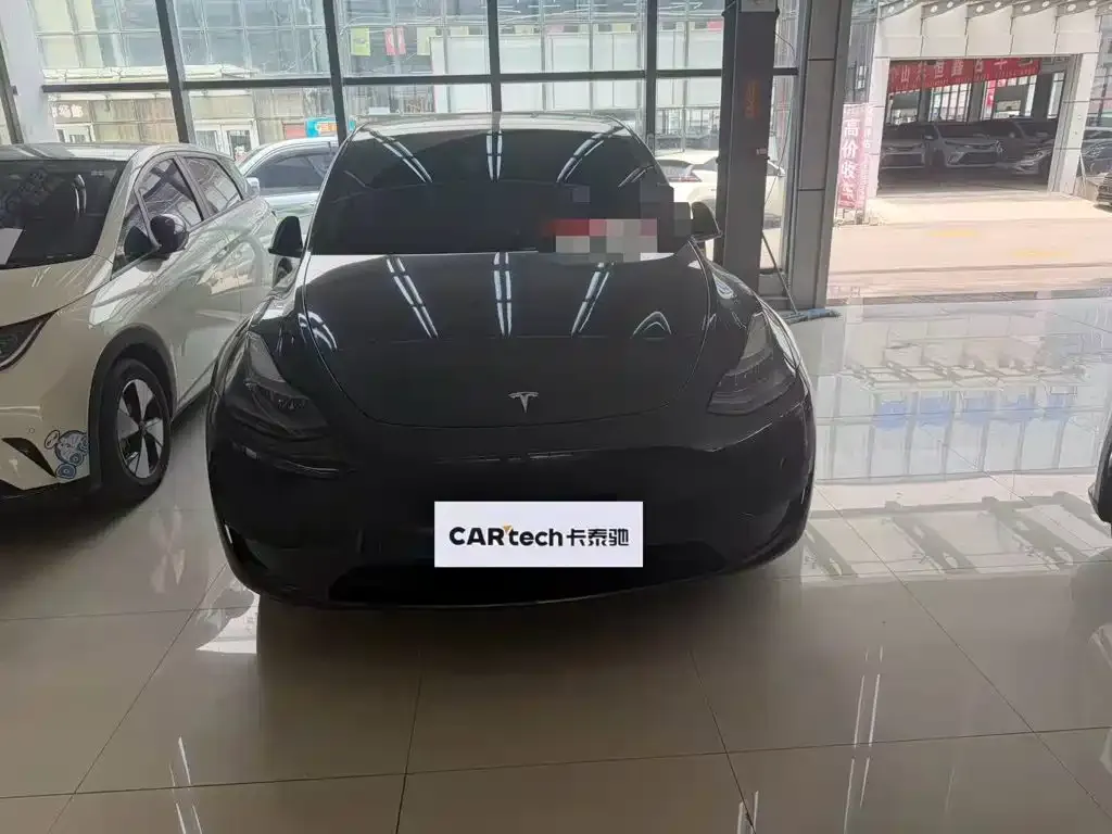 Tesla Model Y — фото 4