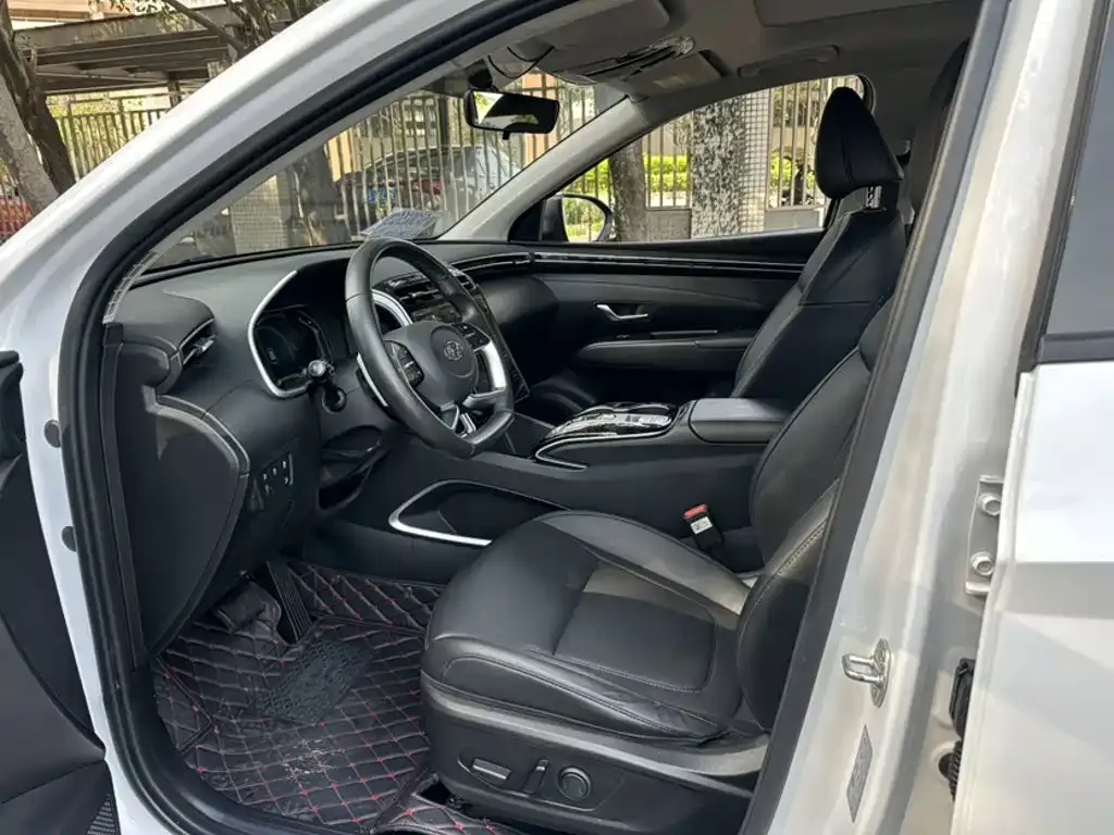 Hyundai Tucson — фото 8
