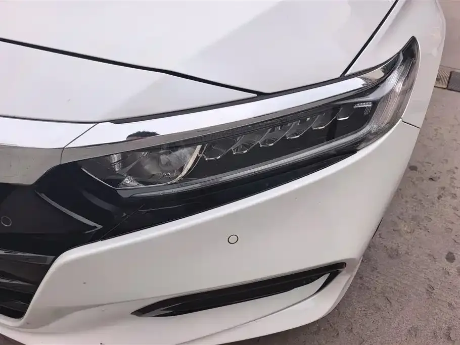 Honda Accord — фото 2
