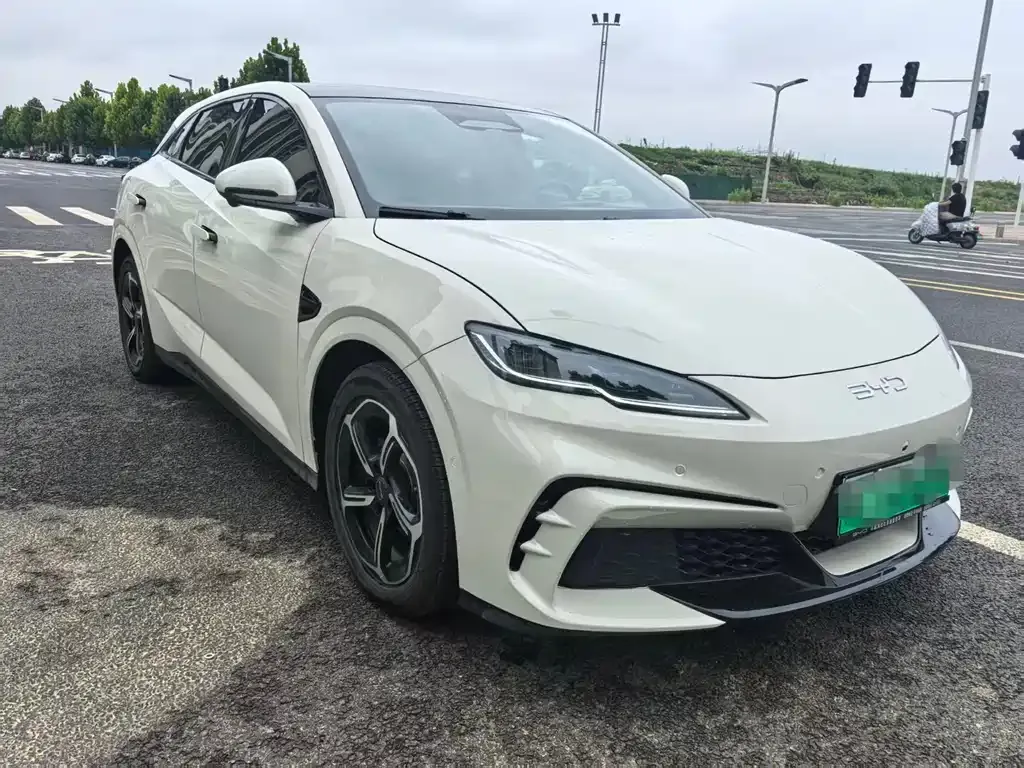 BYD Seal 06GT — фото 8