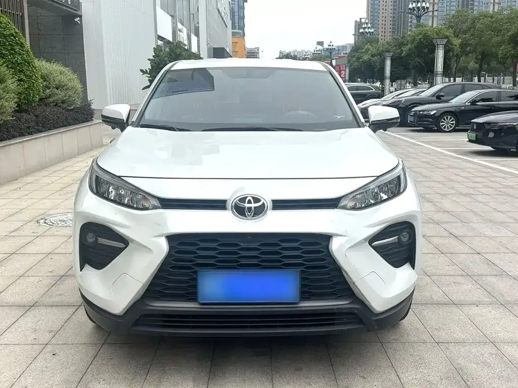 Toyota Wildlander — фото 5