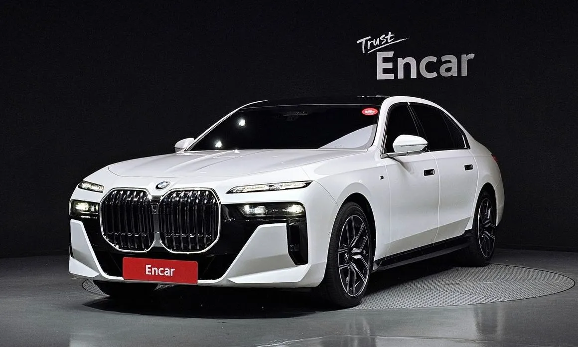 BMW 7-Series 740i sDrive M Sport 1