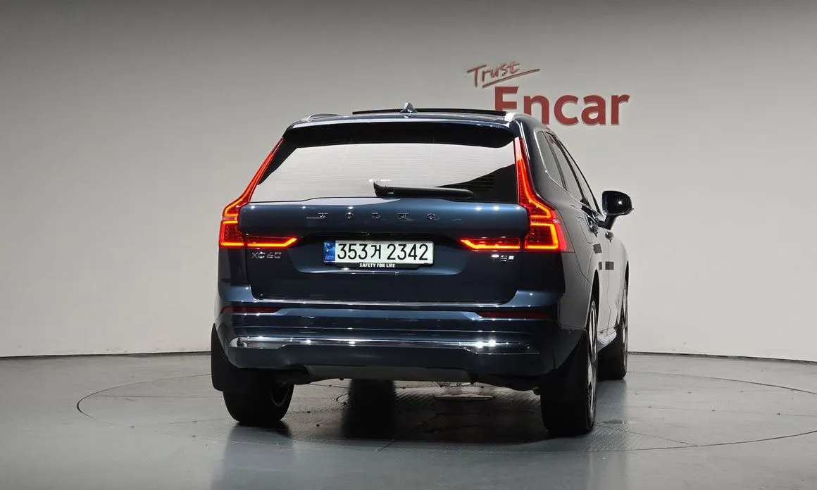 Volvo XC60 2025 из KR, фото 3