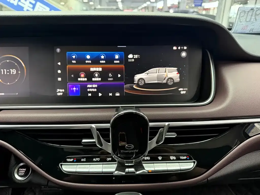 GAC Motor Trumpchi M6 — фото 9