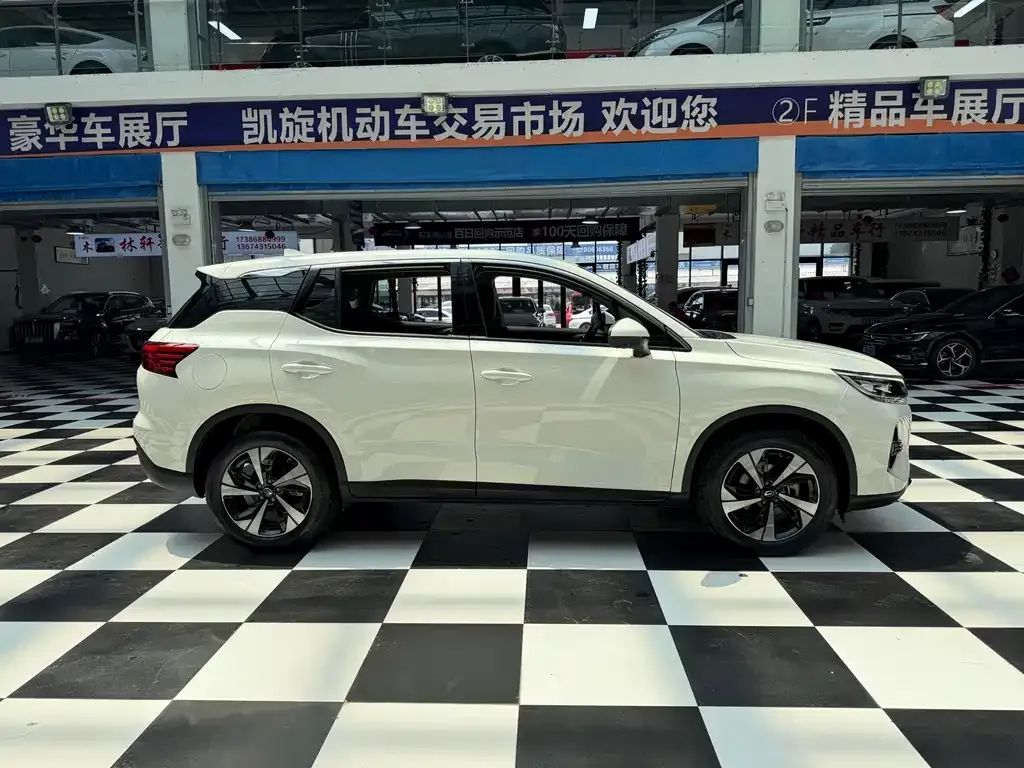 GAC Motor Trumpchi GS4 — фото 5