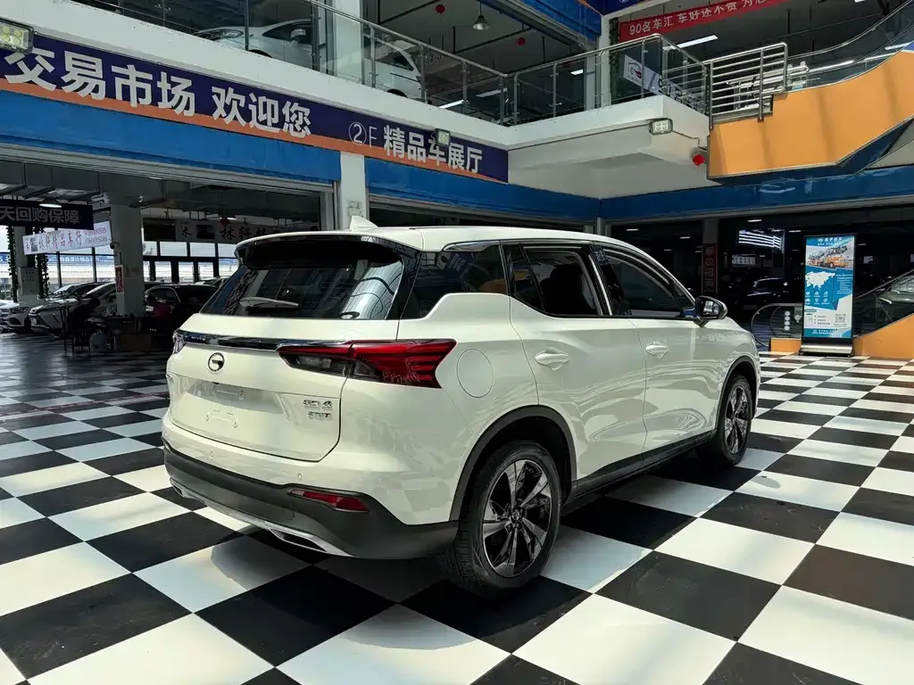 GAC Motor Trumpchi GS4 — фото 4