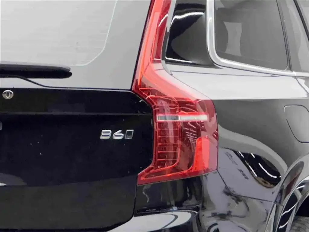 Volvo XC90 — фото 2