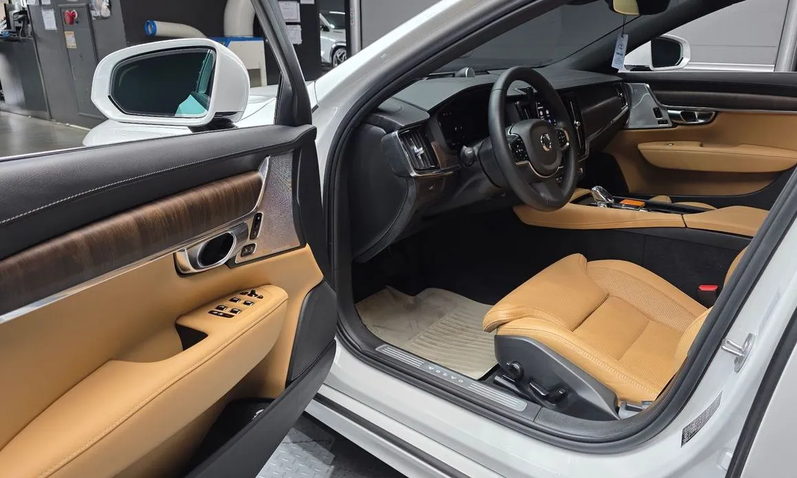 Volvo S90 2023 из KR, фото 10