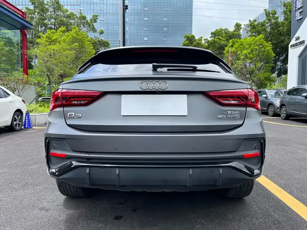 Audi Q3 Sportback — фото 6
