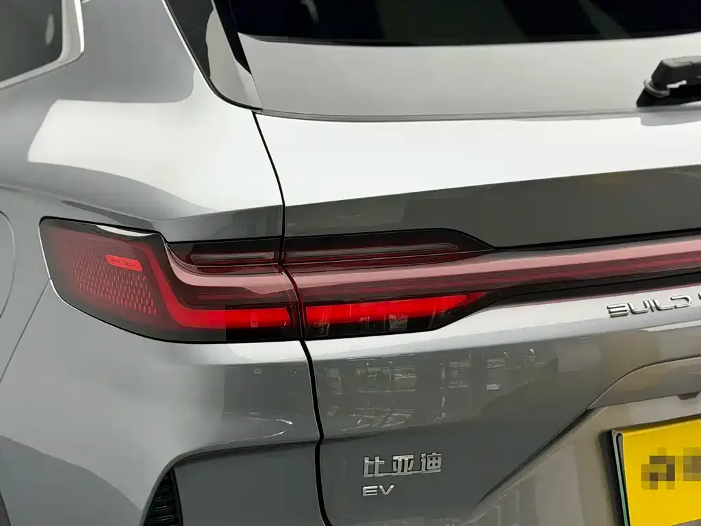 BYD PLUS New Energy — фото 3