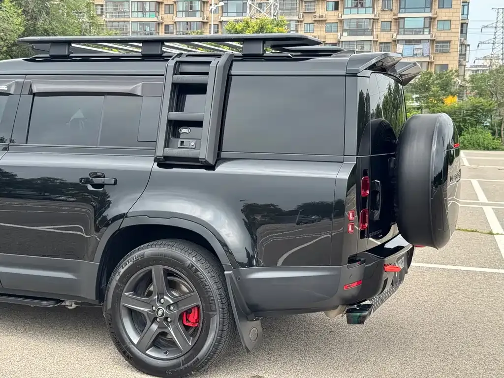 Land Rover Defender — фото 4