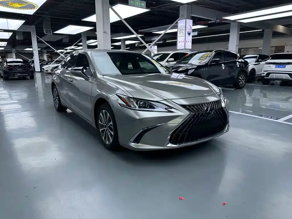Lexus ES 2024 из CN, фото 4