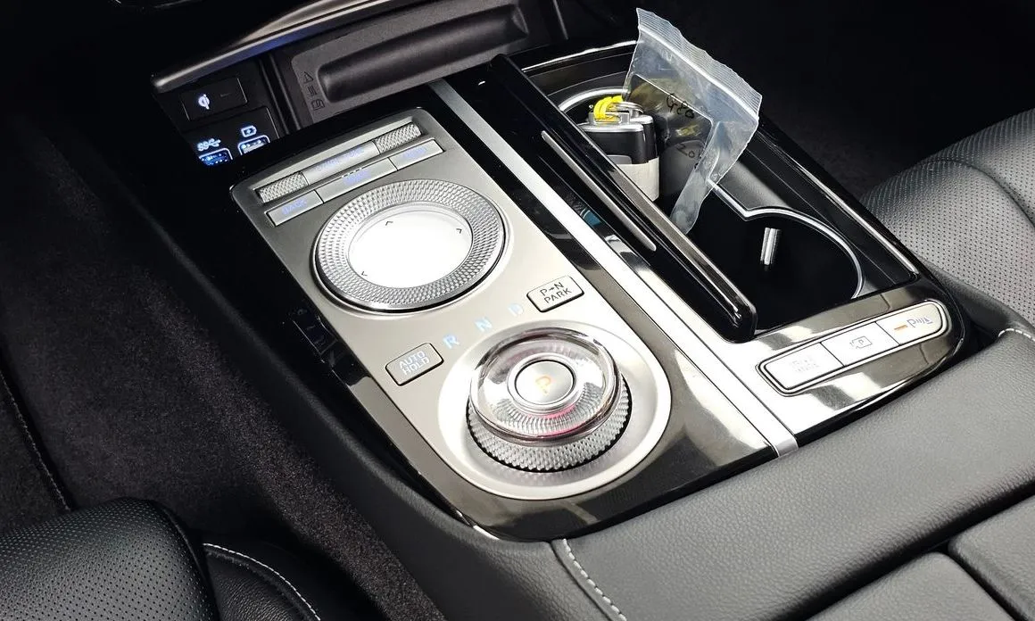 Genesis G80 — фото 9