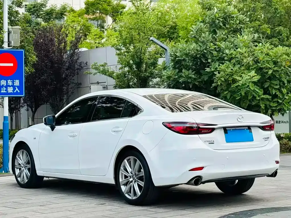 Mazda Atenza — фото 8