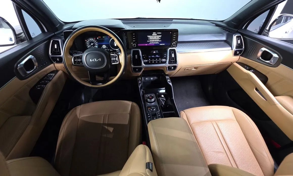 Kia Sorento — фото 9