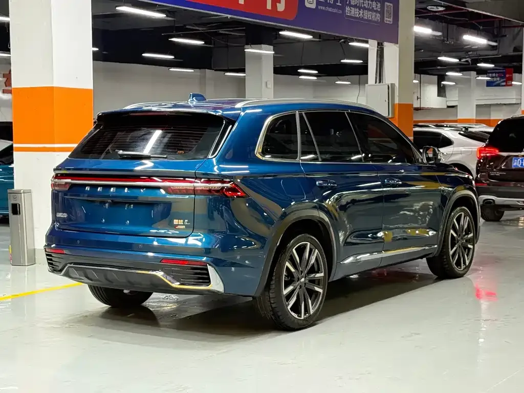 Geely Xingyue L — фото 8