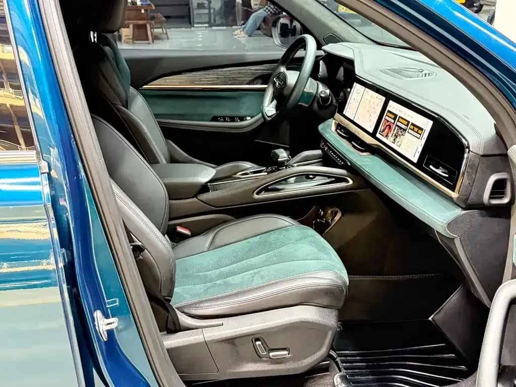 Geely Xingyue L — фото 10
