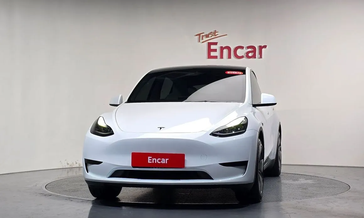 Tesla Model Y — фото 5