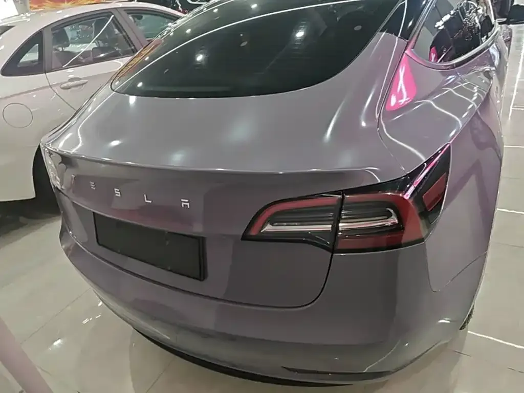 Tesla Model 3 — фото 4