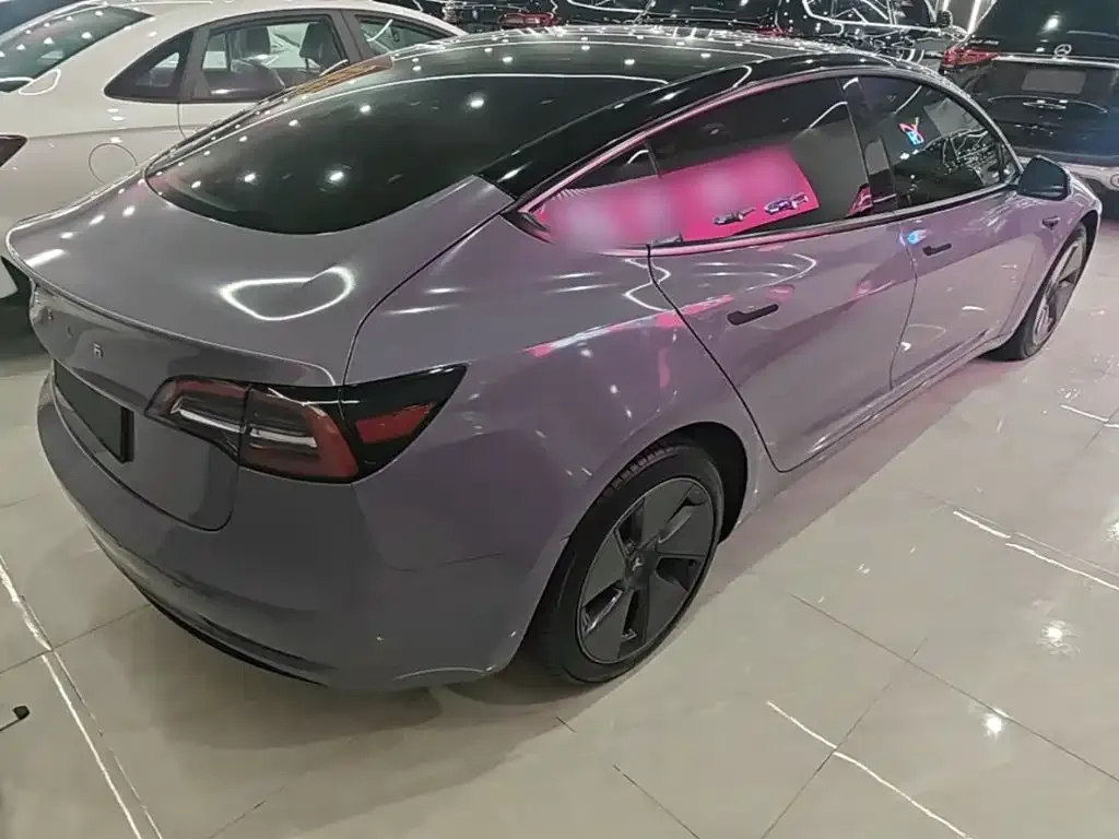 Tesla Model 3 — фото 10