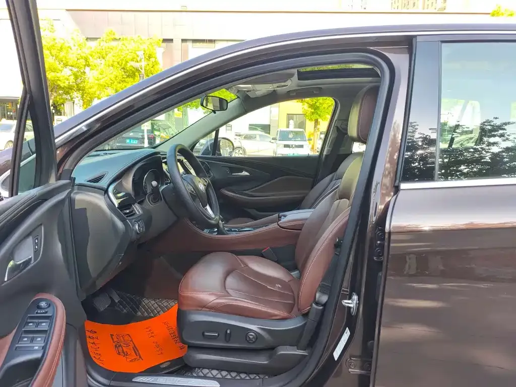 Buick Envision Plus — фото 8