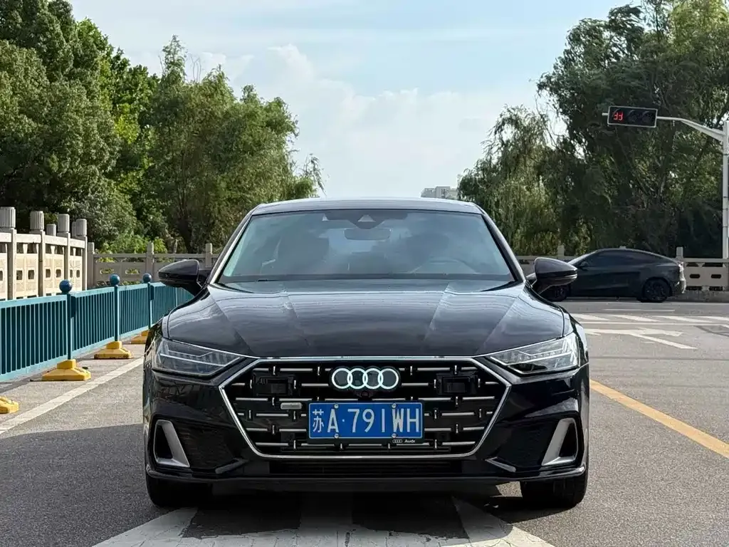 Audi A7L — фото 4