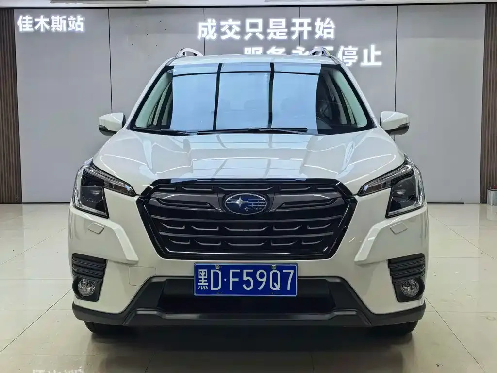 Subaru Forester — фото 6