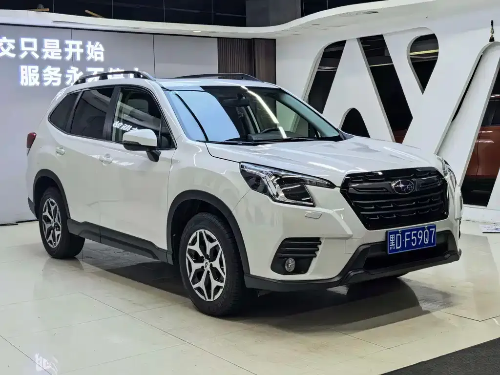 Subaru Forester — фото 8