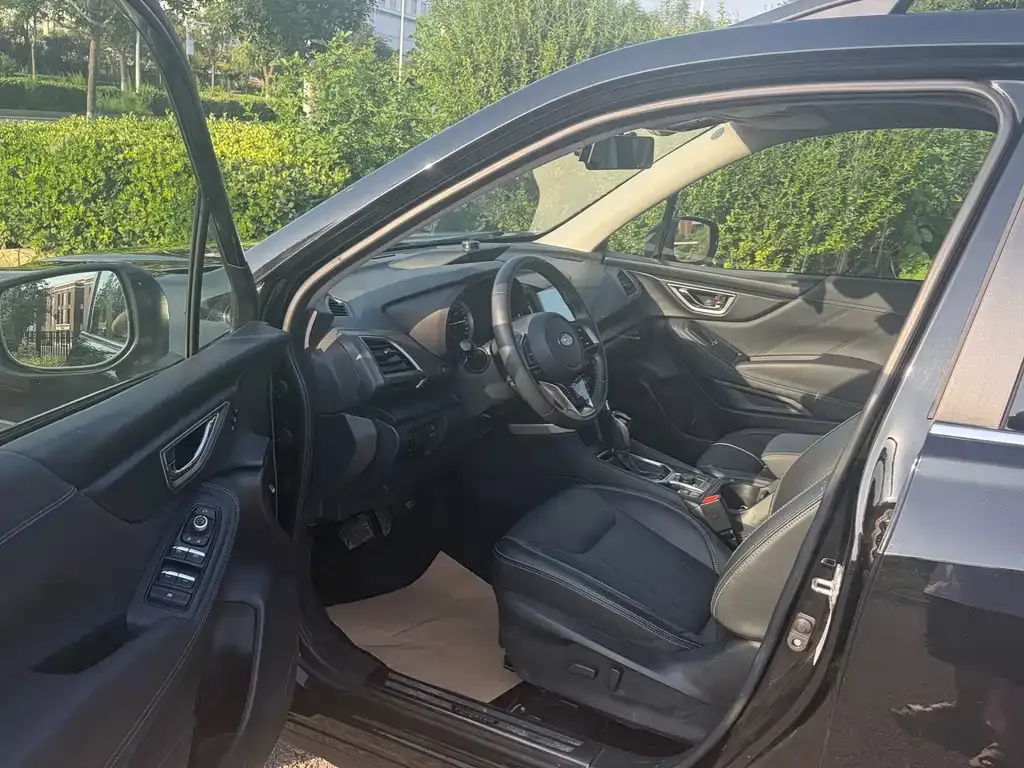Subaru Forester 2021 из CN, фото 10