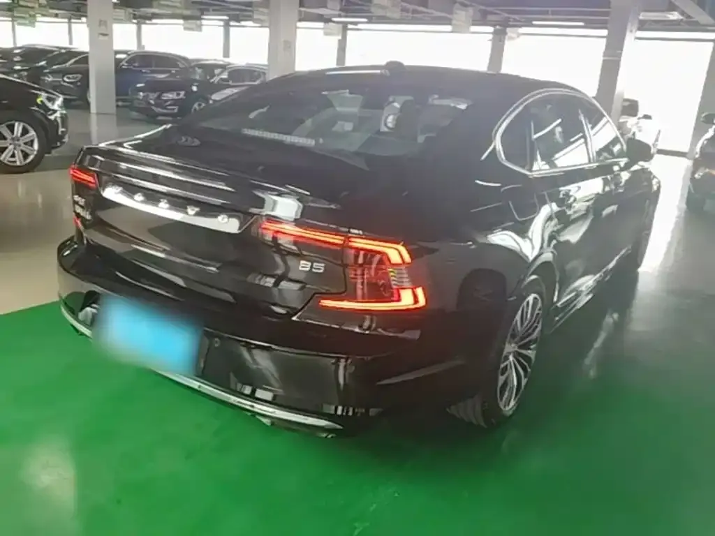 Volvo S90 — фото 4