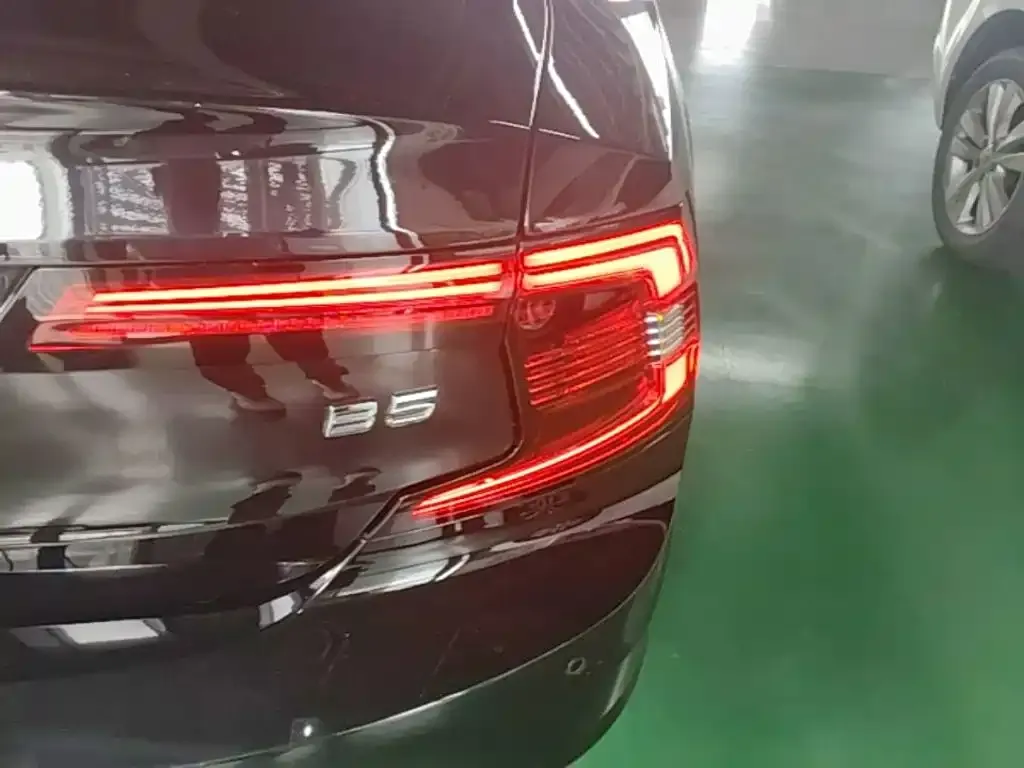 Volvo S90 — фото 9