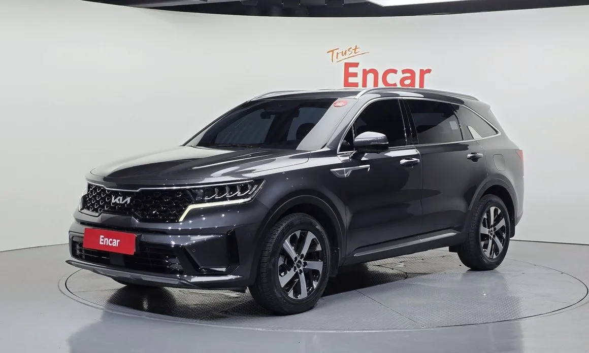 Kia Sorento — фото 1