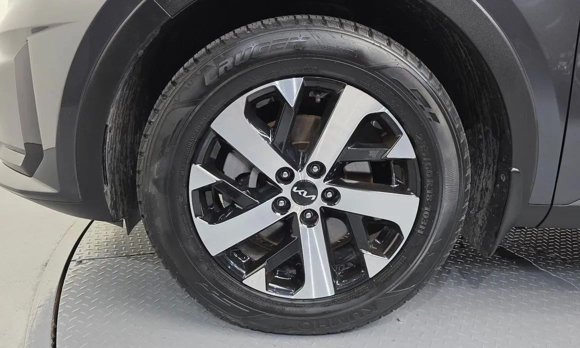 Kia Sorento — фото 9