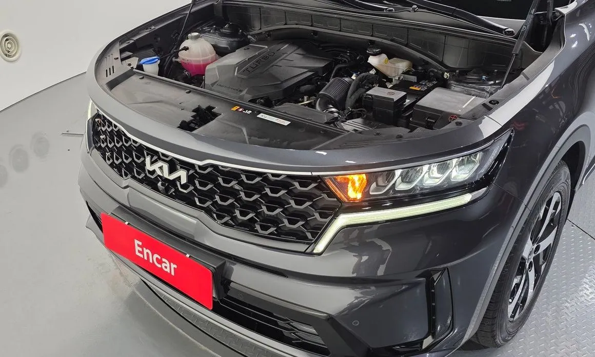 Kia Sorento — фото 10