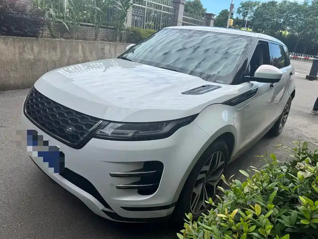 Land Rover Evoque — фото 1
