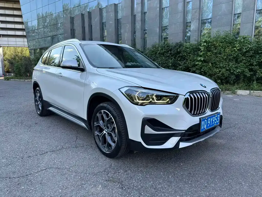 BMW X1 — фото 7