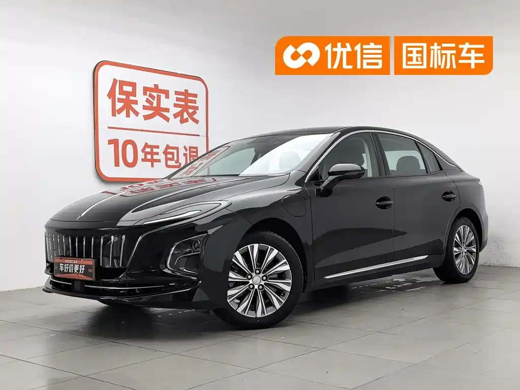 Hongqi E-QM5 — фото 1