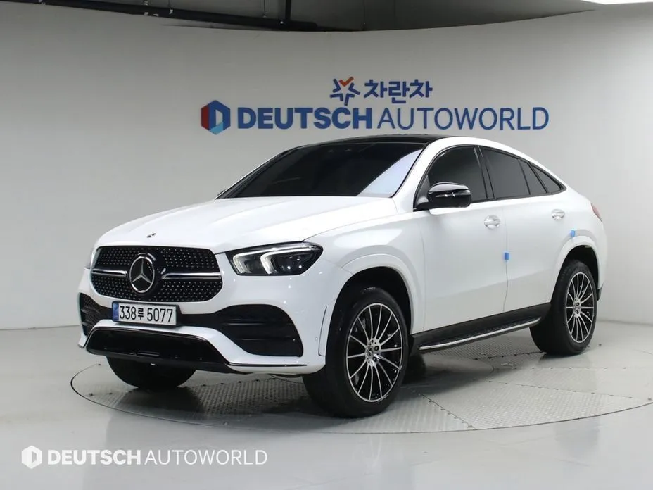 Mercedes-Benz GLE-Class GLE400d 4MATIC Coupe 1