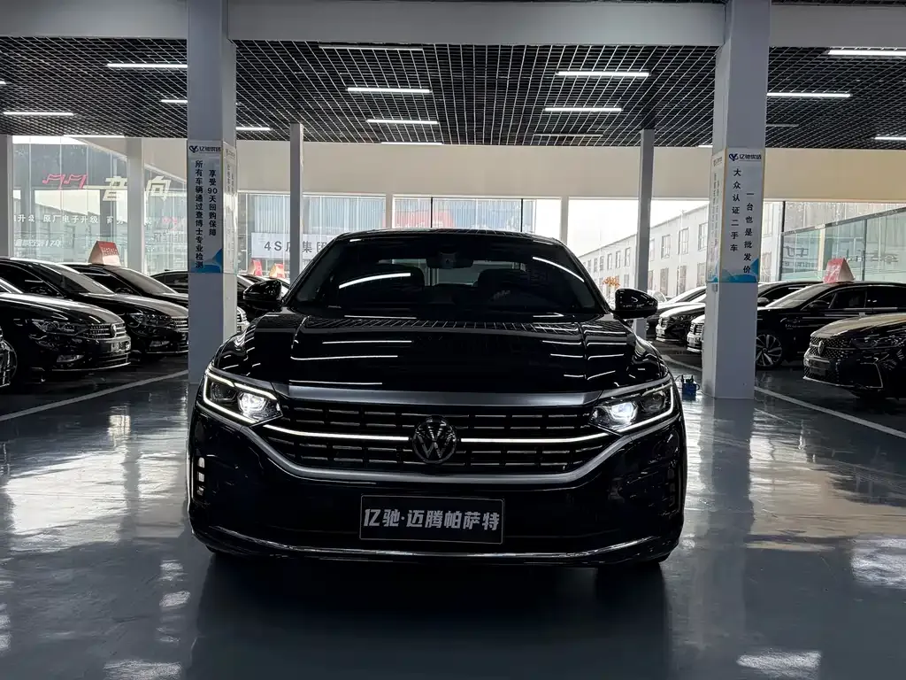 Volkswagen Passat — фото 7
