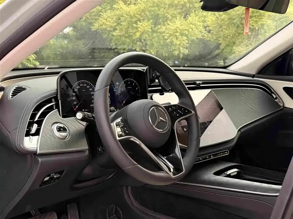 Mercedes-Benz E-Class (Import) — фото 8