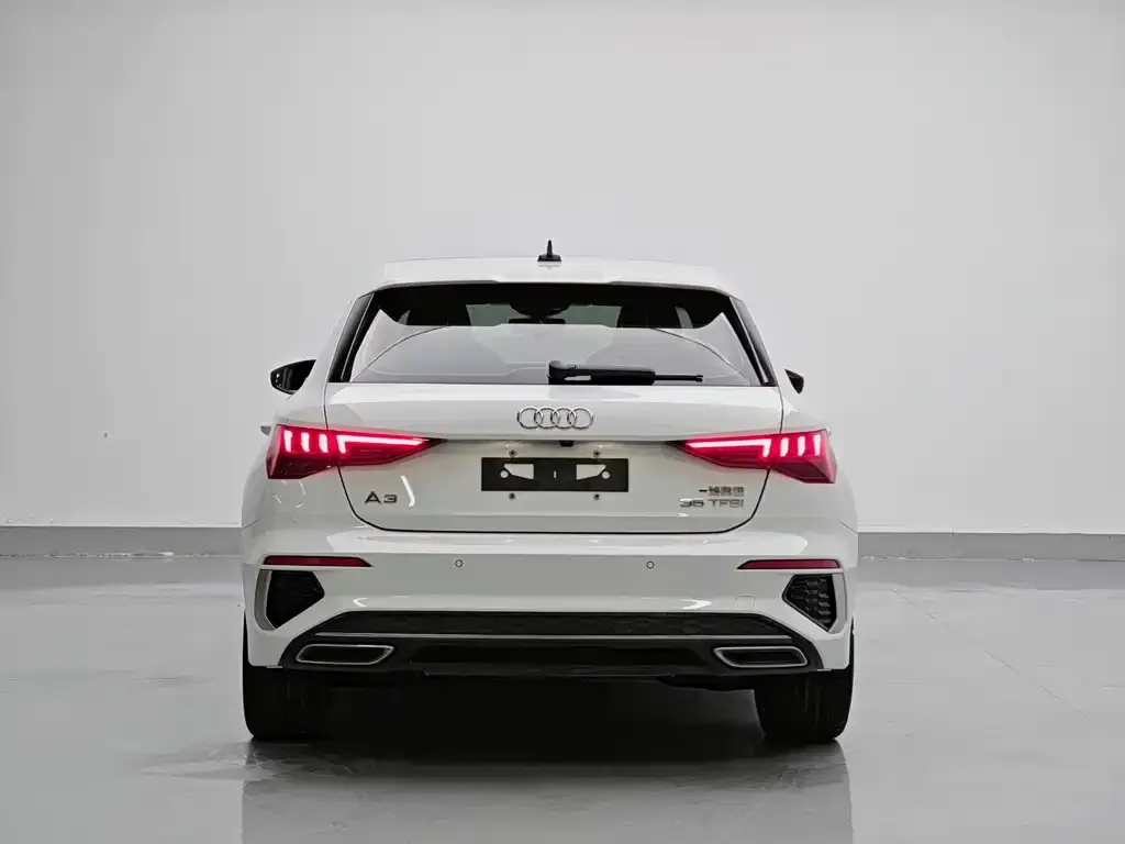 Audi A3 — фото 3