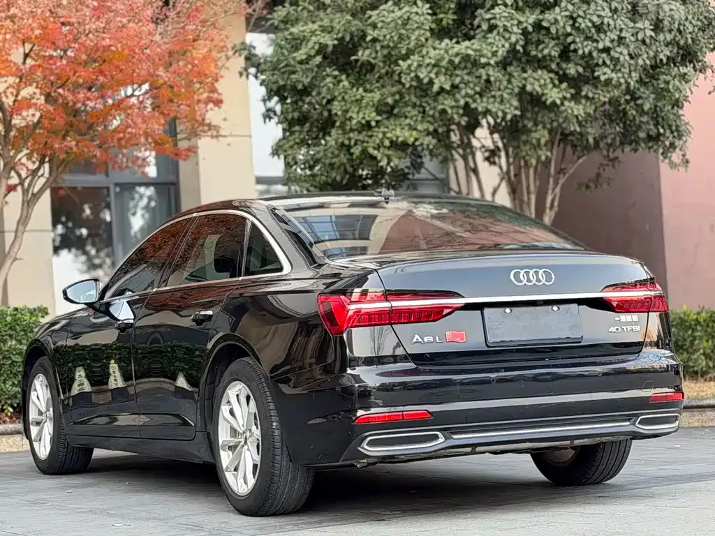 Audi A6L — фото 10