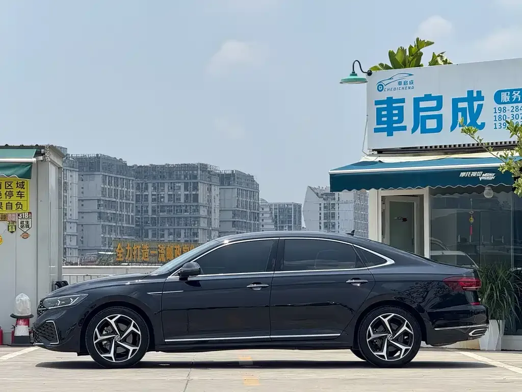 Volkswagen Passat — фото 3